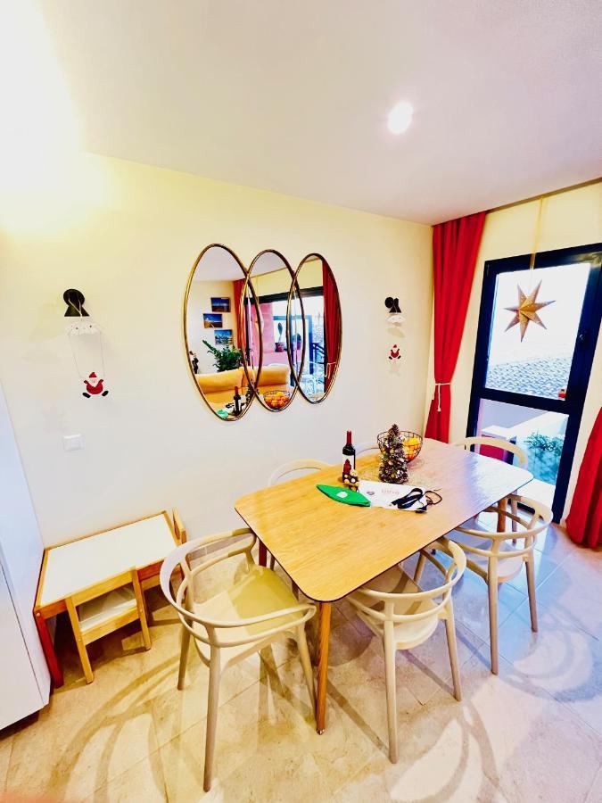 Sunny Castillo Apartment Costa De Antigua Luaran gambar